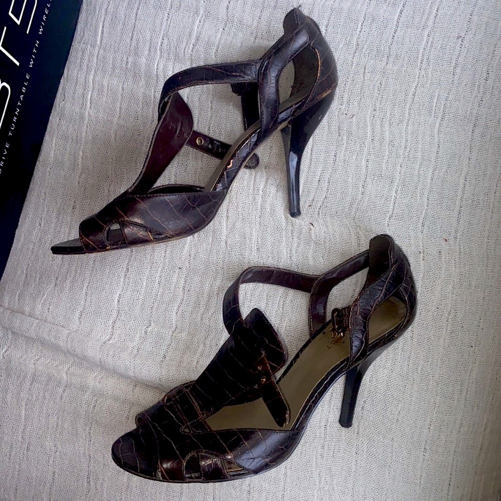 Brown leather sandals